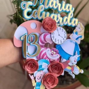 Topo de Bolo Alice no País das Maravilhas