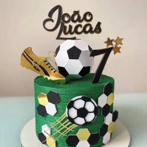 Arquivo digital de topo de bolo Tema Futebol no formato Studio, ideal para festas infantis com tema esportivo e decoração de futebol.
