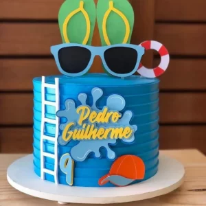 Arquivo digital de topo de bolo Tema Piscina no formato Studio, ideal para festas de verão e aniversários com tema Pool Party.