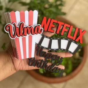 Topo de bolo Netflix para imprimir, ideal para festa de aniversário ou comemoração temática de séries e filmes.