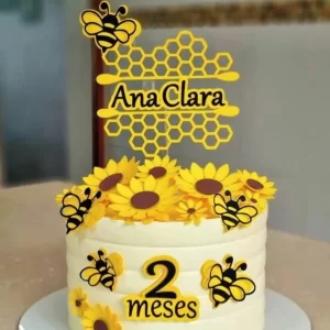 Topo de bolo Abelhinha para imprimir, ideal para festa de aniversário infantil e decoração temática divertida.