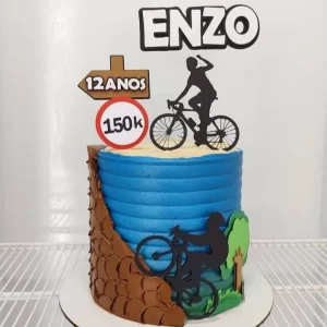 Topo de bolo Ciclista Masculino para imprimir, ideal para festa de aniversário infantil e decoração temática esportiva.
