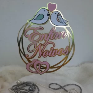 Topo de Bolo Enfim Noivos Studio para festa de aniversário e decoração temática