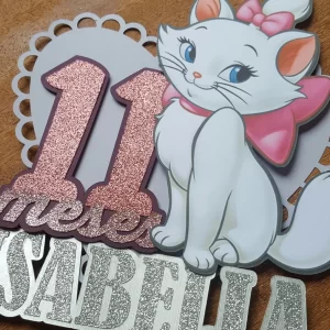 Topo de Bolo Gata Marie Studio para festa de aniversário e decoração temática