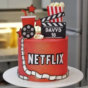Topo de bolo Netflix para imprimir, ideal para festa de aniversário ou comemoração temática de séries e filmes.