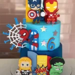 Bolo Com Topper Vingadores Studio