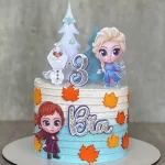 Bolo Com Topper da Frozen Studio