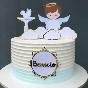 Bolo de Batizado Com Divino Espírito Santo
