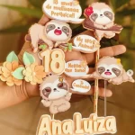 Topo de Bolo Bicho Preguiça Studio