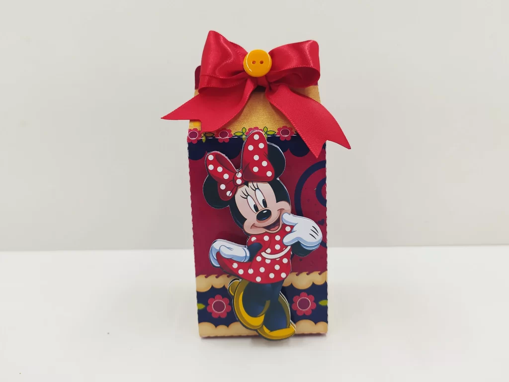Caixa Milk Minnie Vermelha montada