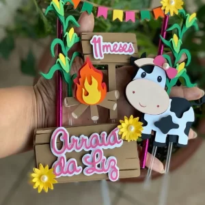 Topo de Bolo Arraiá Vaquinha Studio para festa junina infantil