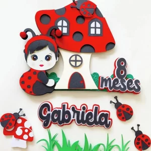 Arquivo de corte Decoração Topper de Bolo da Joaninha Studio para festas infantis com tema joaninha.